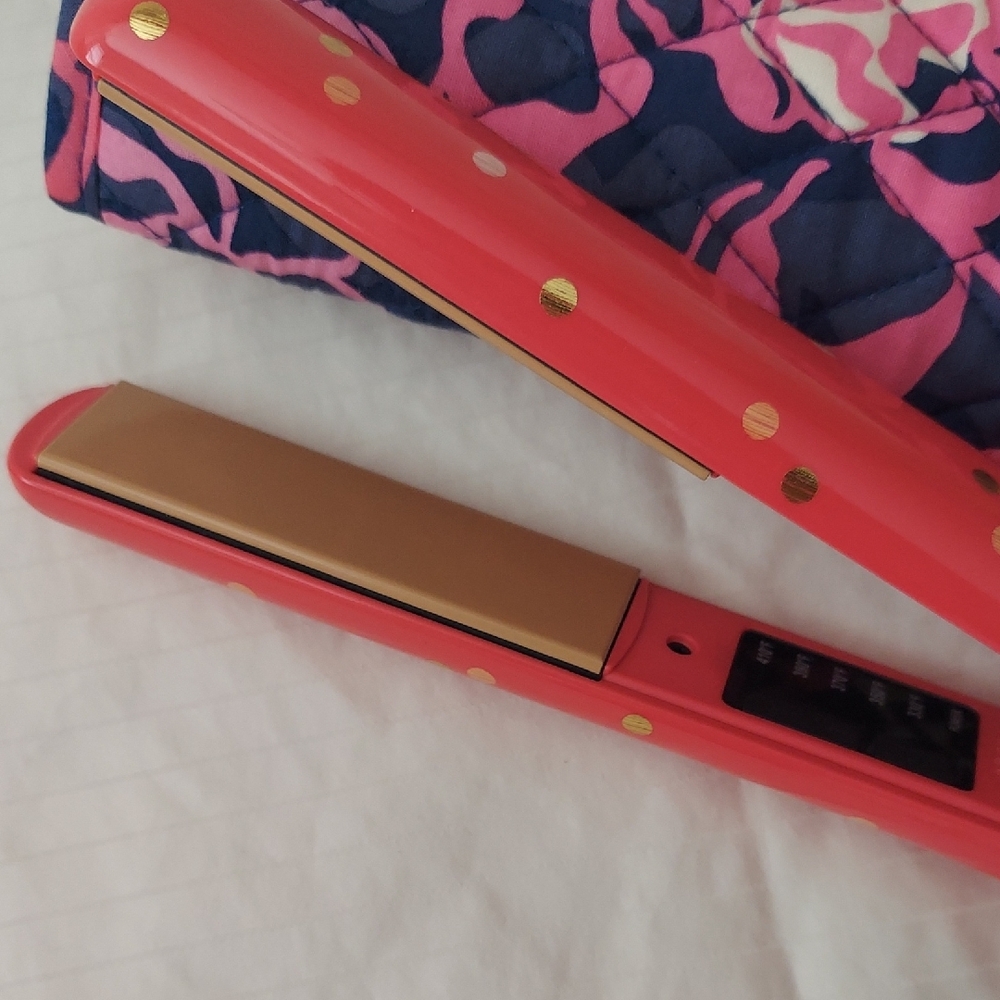 CHI Red Hair Straightener with Floral Heat Sleeve - Picture 4 of 6